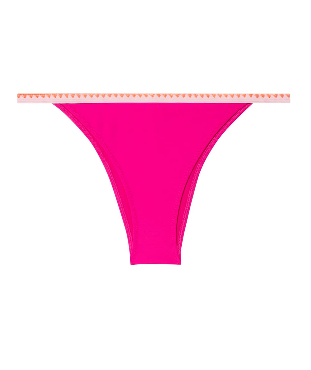 Thong swimsuit with crochet borders;