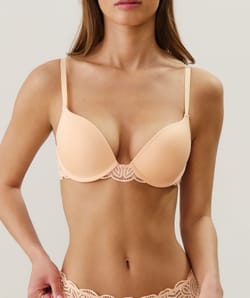 Sujetador ultra push-up de encaje;