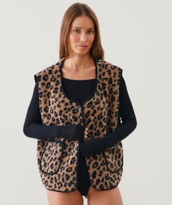 Leopard print sherpa gilet;