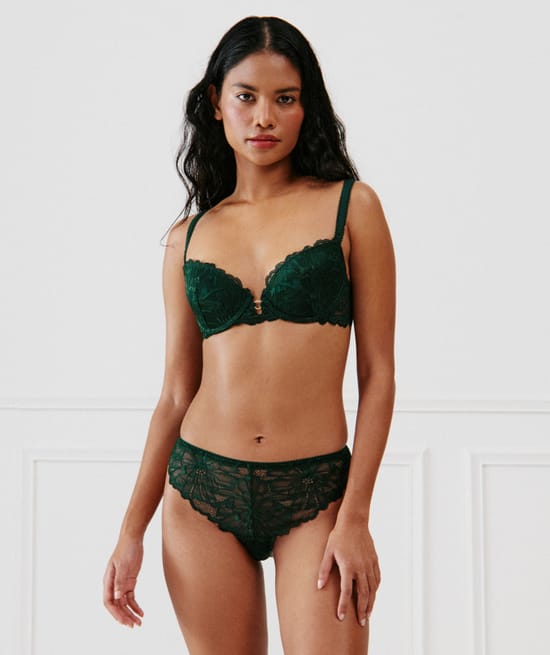 Soutien-gorge ampliforme en dentelle;