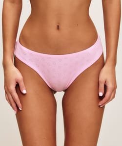 Pack of 3 cotton panties;