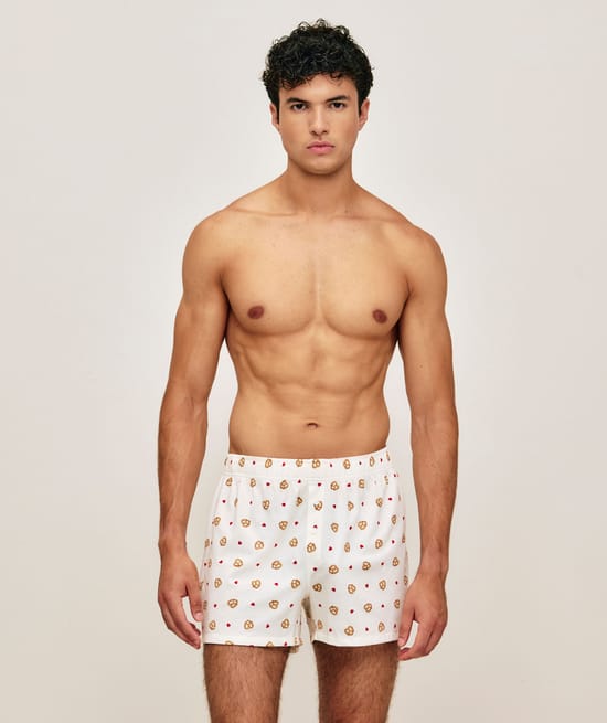 Fluid cotton boxer shorts with pretzel and heart patterns;