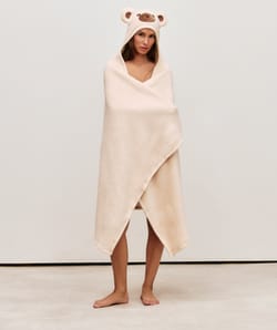 fleece blanket;