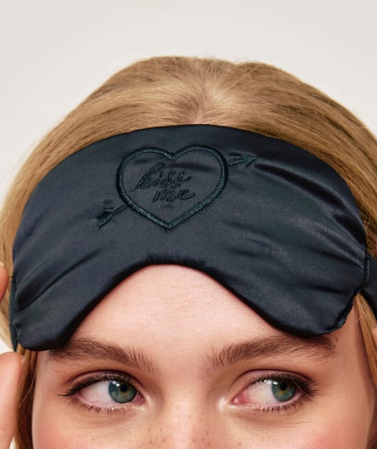 Set string et masque "Kiss me;