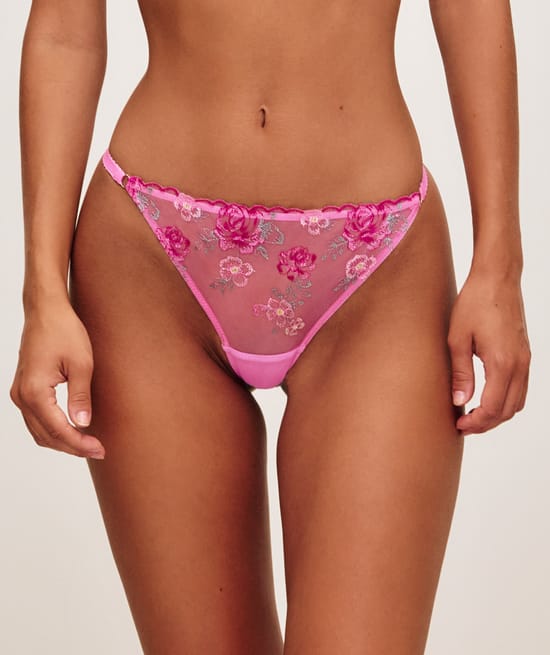 Embroidered mesh string;