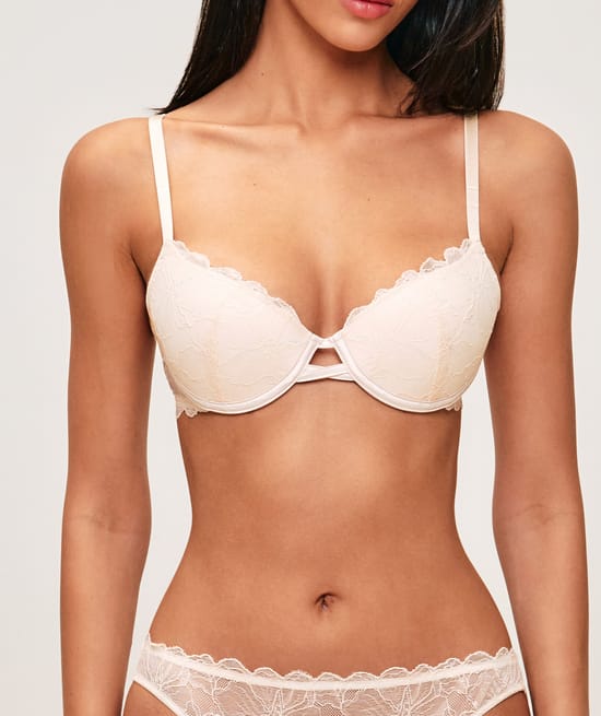 Floral lace push-up bra;