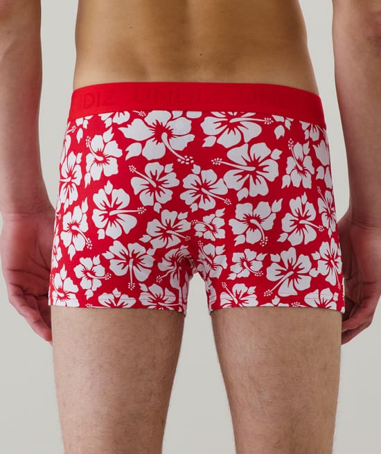 Hawaiian flower print boxer shorts;