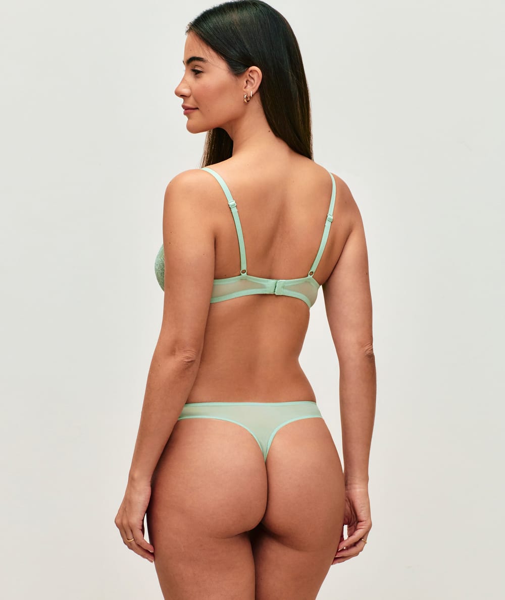 Balconette lace bra;