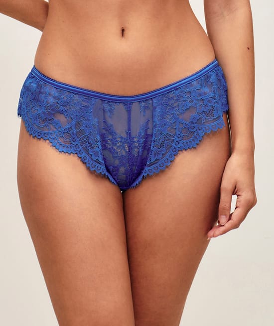 Lace ultra push-up bra;