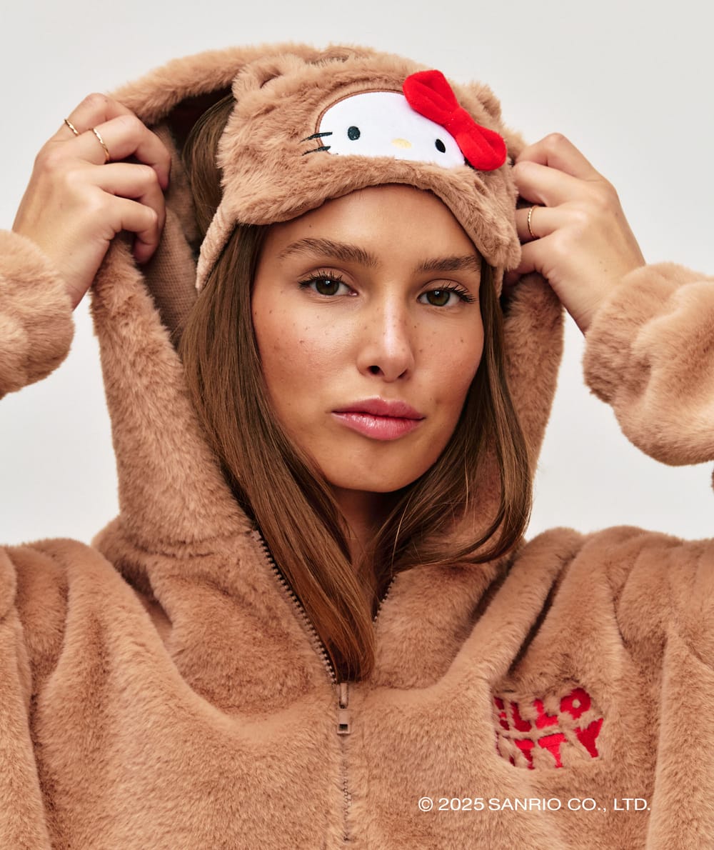 Antifaz de dormir Hello Kitty;