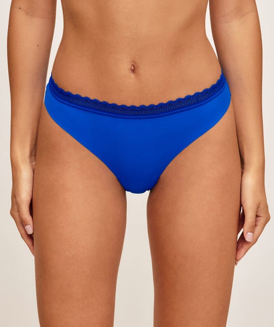 Tanga en microfibre et dentelle;
