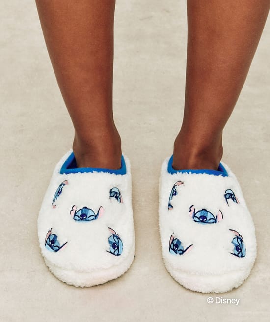 Stitch sherpa pantoffels;