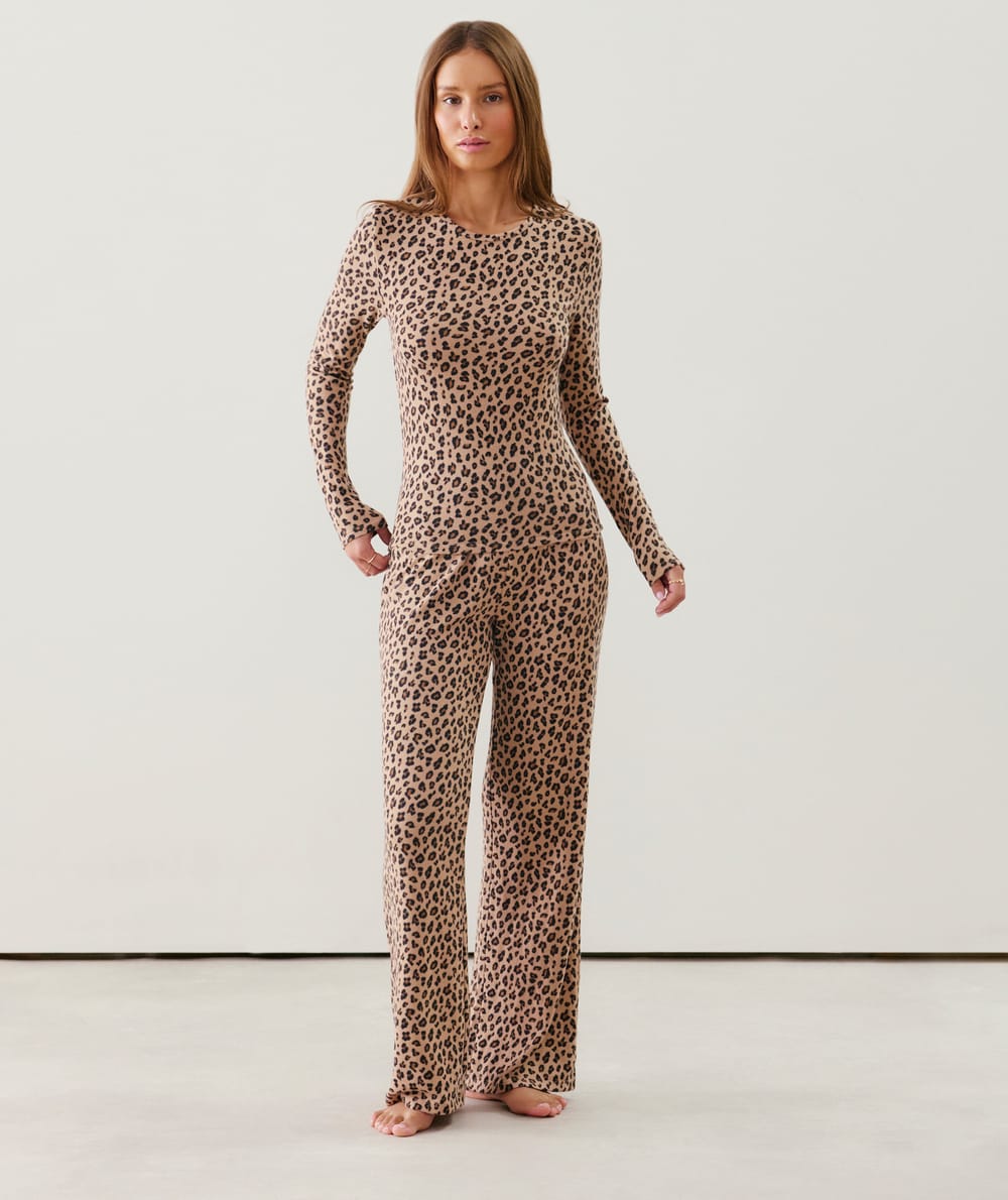 Leopard print thermocosy trousers;