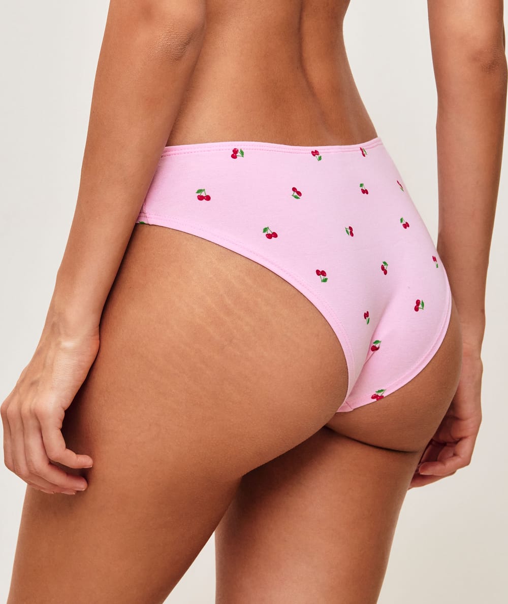 Pack of 3 colorful printed cotton panties;