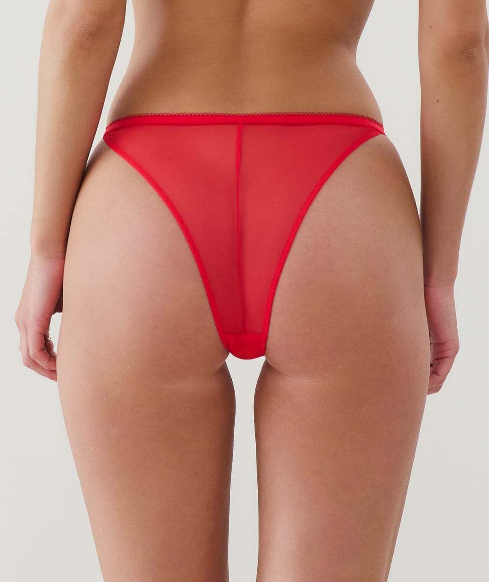Tanga avec broderies cerises;