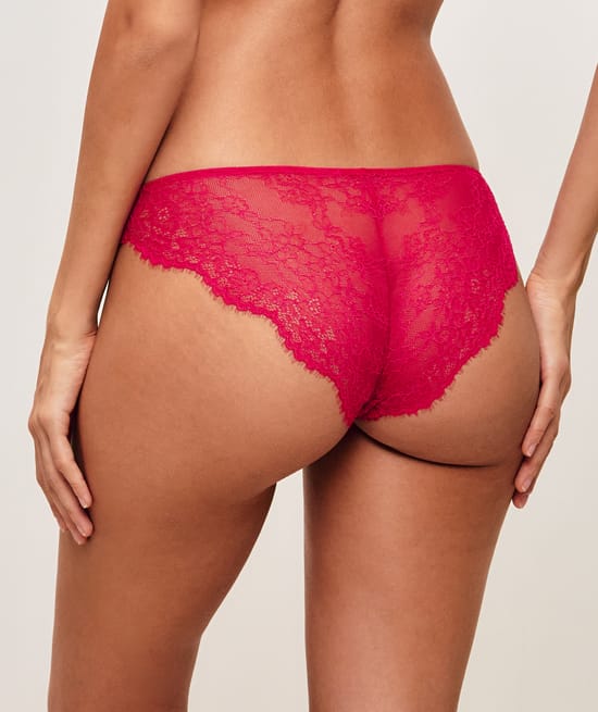 Lace panties;
