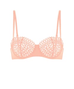 Soutien-gorge corbeille en broderie;