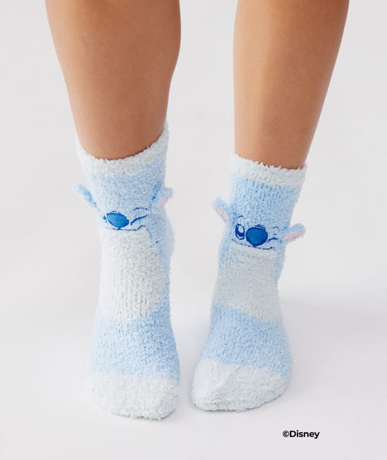 Stitch fleece socks;