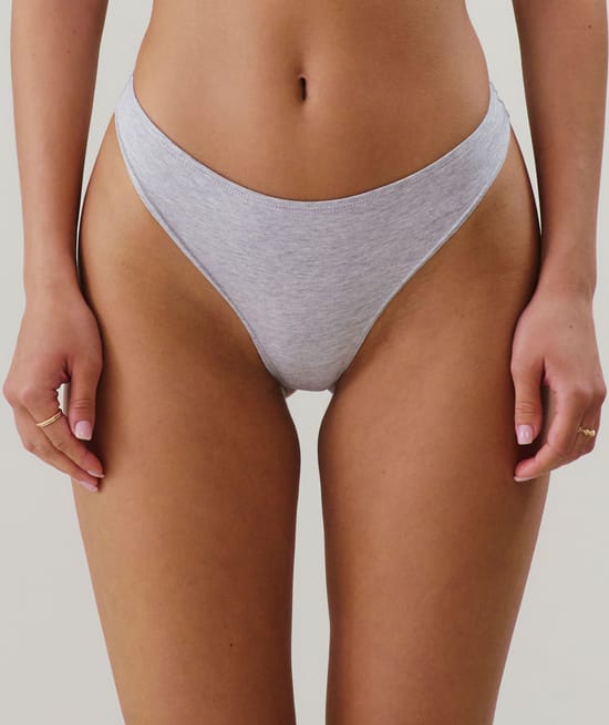 Pack of 3 thongs;
