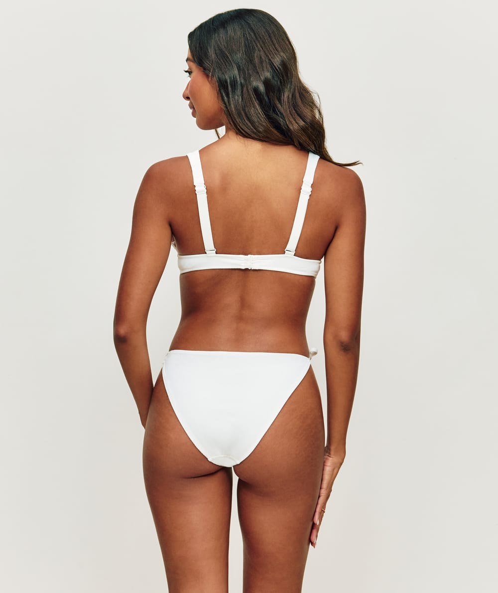 Bikini - Swimsuit bottoms;