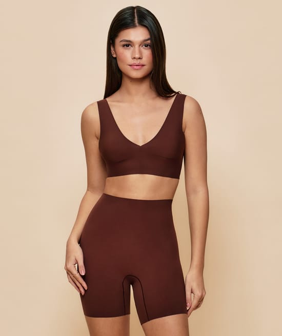 Seamless microfiber cycling shorts;