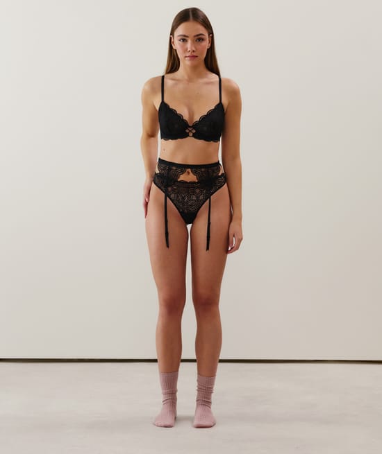 Lace balconette bra - black;