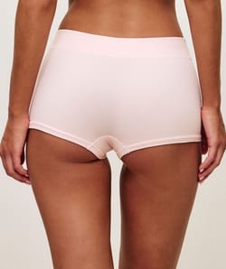 Seamless shorts;
