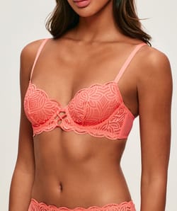 Lace balconette bra;