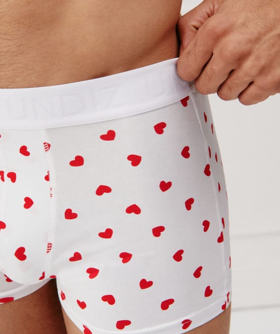Heart-pattern boxer shorts;