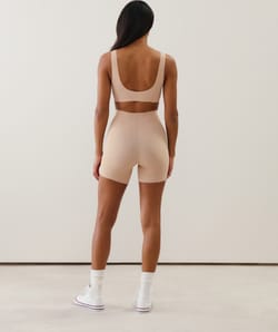 Shorty sans coutures en microfibre;