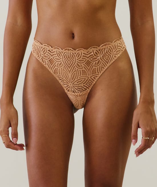 Lace thong;