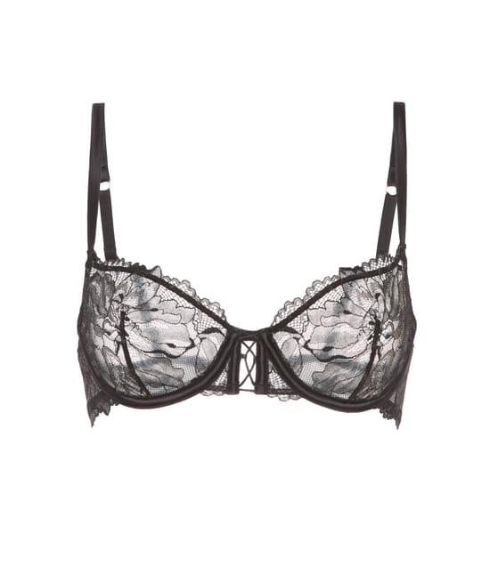 Balconette bra in lace;