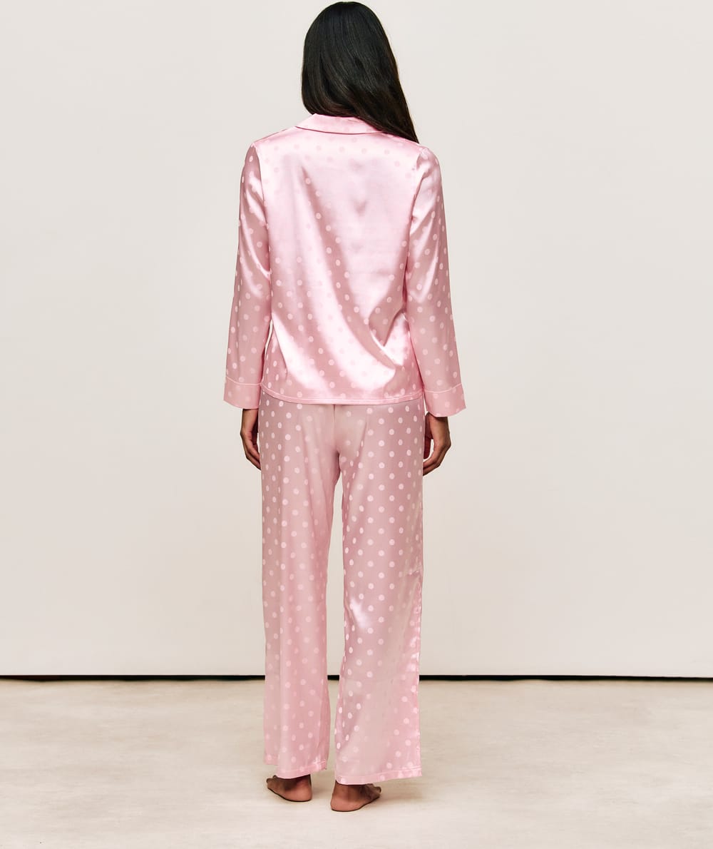 Satin polka dot trousers;