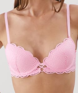 Sujetador push-up de encaje;