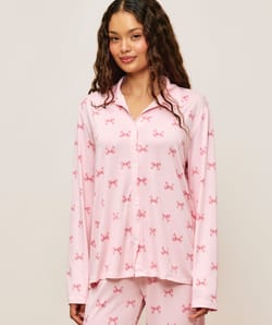 Striped shirt and pants set with tiny bows;