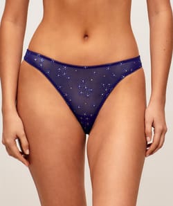 Tulle panties with floral sequin patterns;