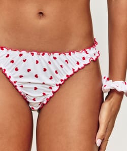 Heart pattern thong and scrunchie set;