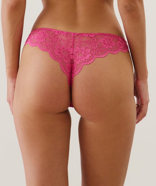 Lace thong;