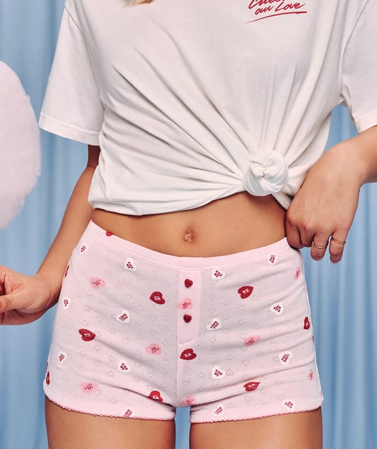 Short en pointelle motifs c&oelig;urs;