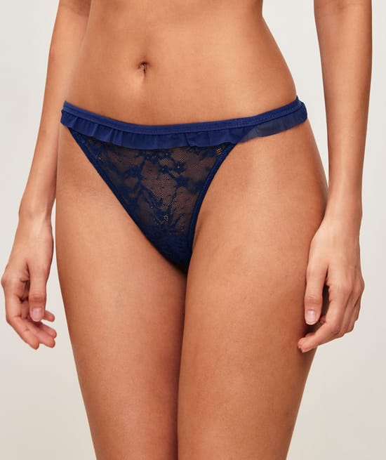 Lace thong;