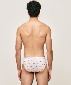 Cotton briefs with heart pattern;
