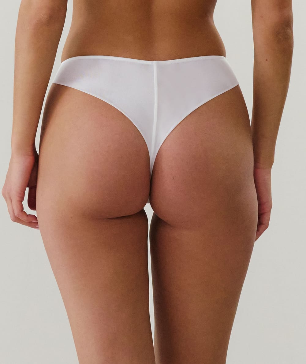Lace thong;