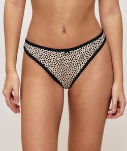 Cotton leopard thong;