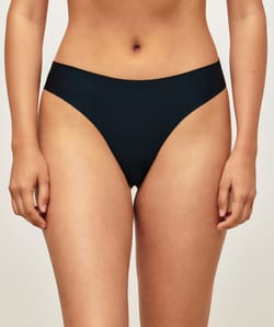 Panties with lace bands;