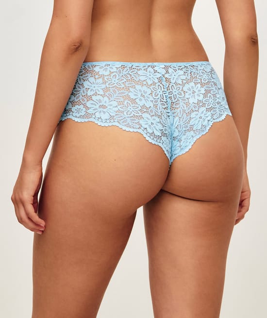 Lace floral shorty;
