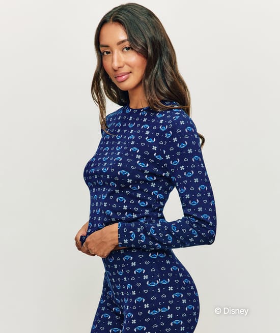 Stitch long sleeve T-shirt;