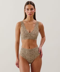 Invisible leopard crop top;
