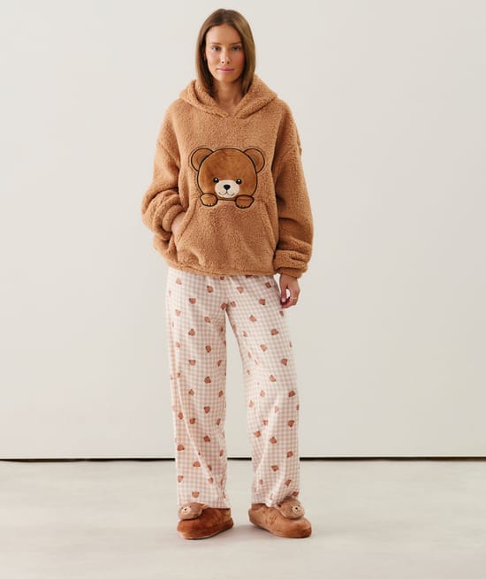 Sherpa sweatshirt with teddy bear embroidery;