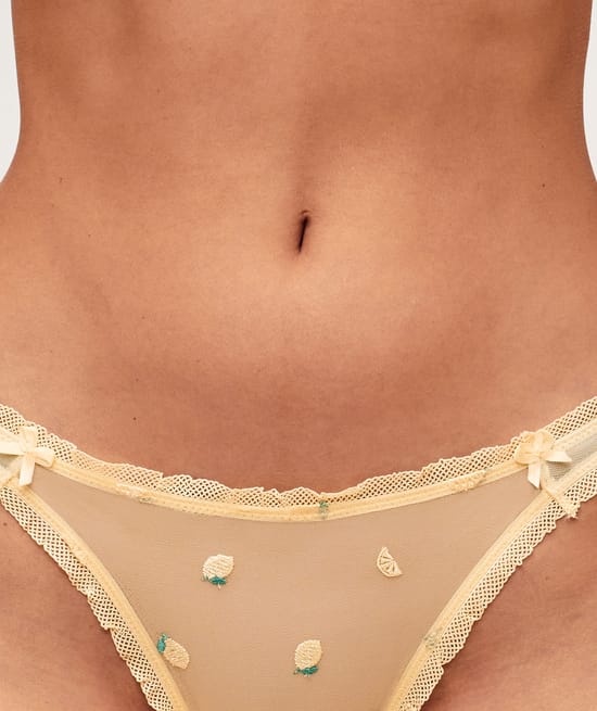 Tulle thong with lemon embroidery;
