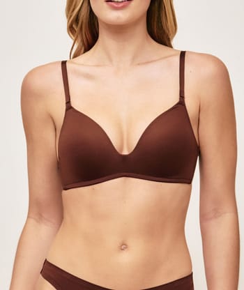 Push-up microfibre bra;